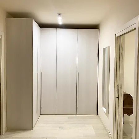 Apartment Front Viareggio