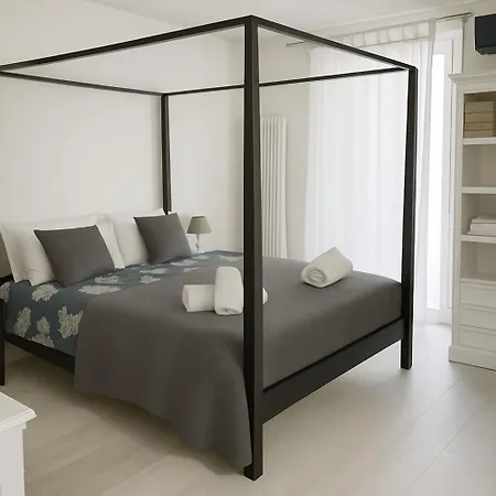 Front ヴィアレッジョ