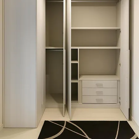 Front Apartment Viareggio