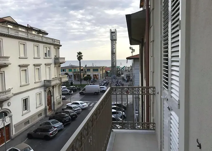 Front Viareggio